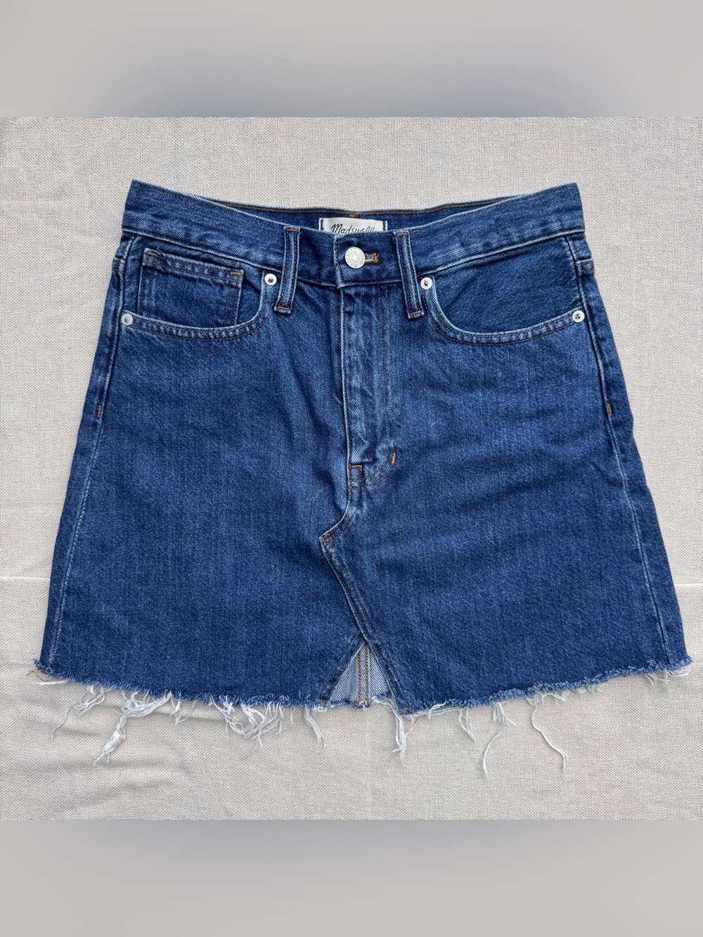 Madewell Rigid A-Line Denim Frayed Mini Skirt Distressed Cutoff 26 Pockets